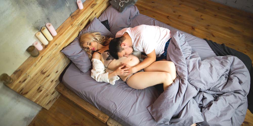 Safe Sex Positions While Pregnant That Still Offer Pleasure